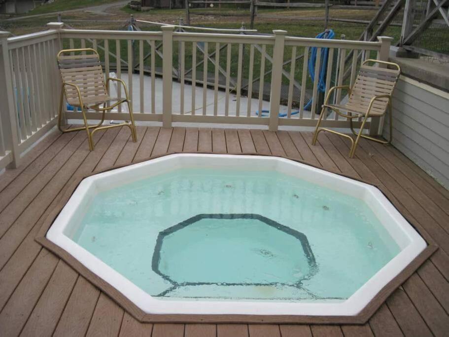 Unique Yeti-Theme Ski On Off Suite Jiminy-Sleeps 4 Hancock Ngoại thất bức ảnh